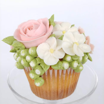 custom cupcakes with flowers